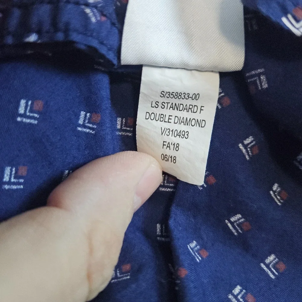 Banana Republic Men's Button Down‎ Shirt Size L Double Diamond Geometric Print
